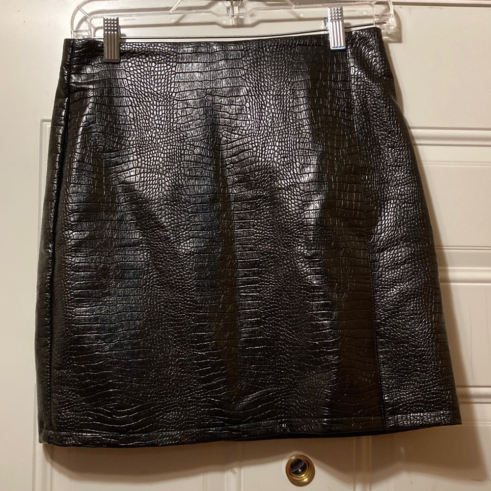 Topshop Black Textured Women's Skirt 6 NWT